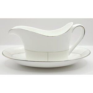Wedgwood Shagreen Gravy Boat and Plate Set New Opened Box Mint Condition